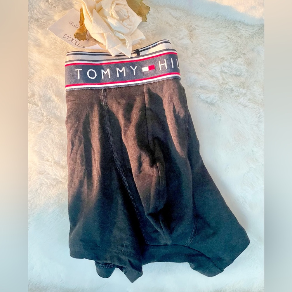 New with tags Tommy Hilfiger Men's Black Boxer Briefs with Logo waistband